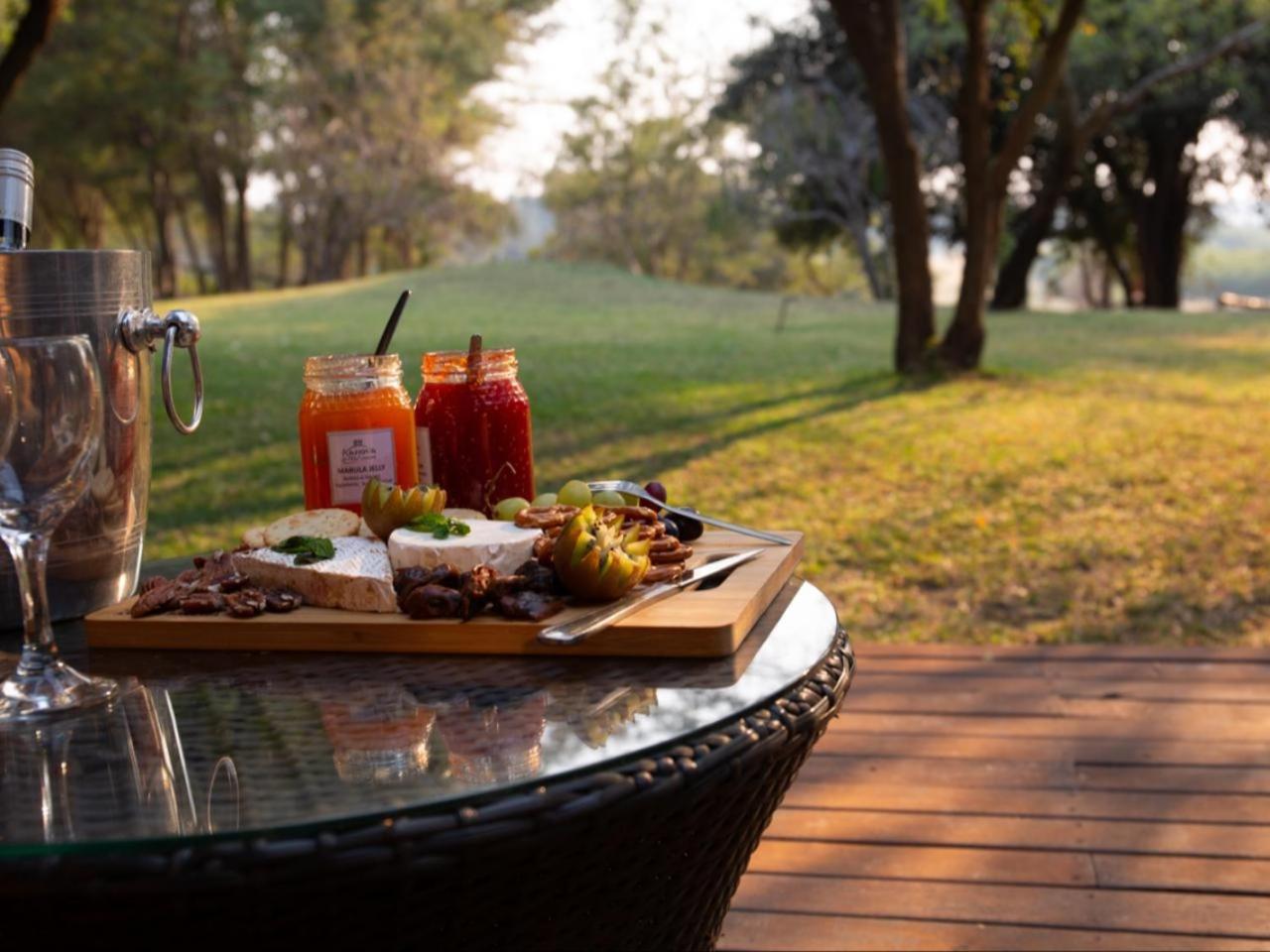 Kayova River Lodge Ndiyona Ngoại thất bức ảnh