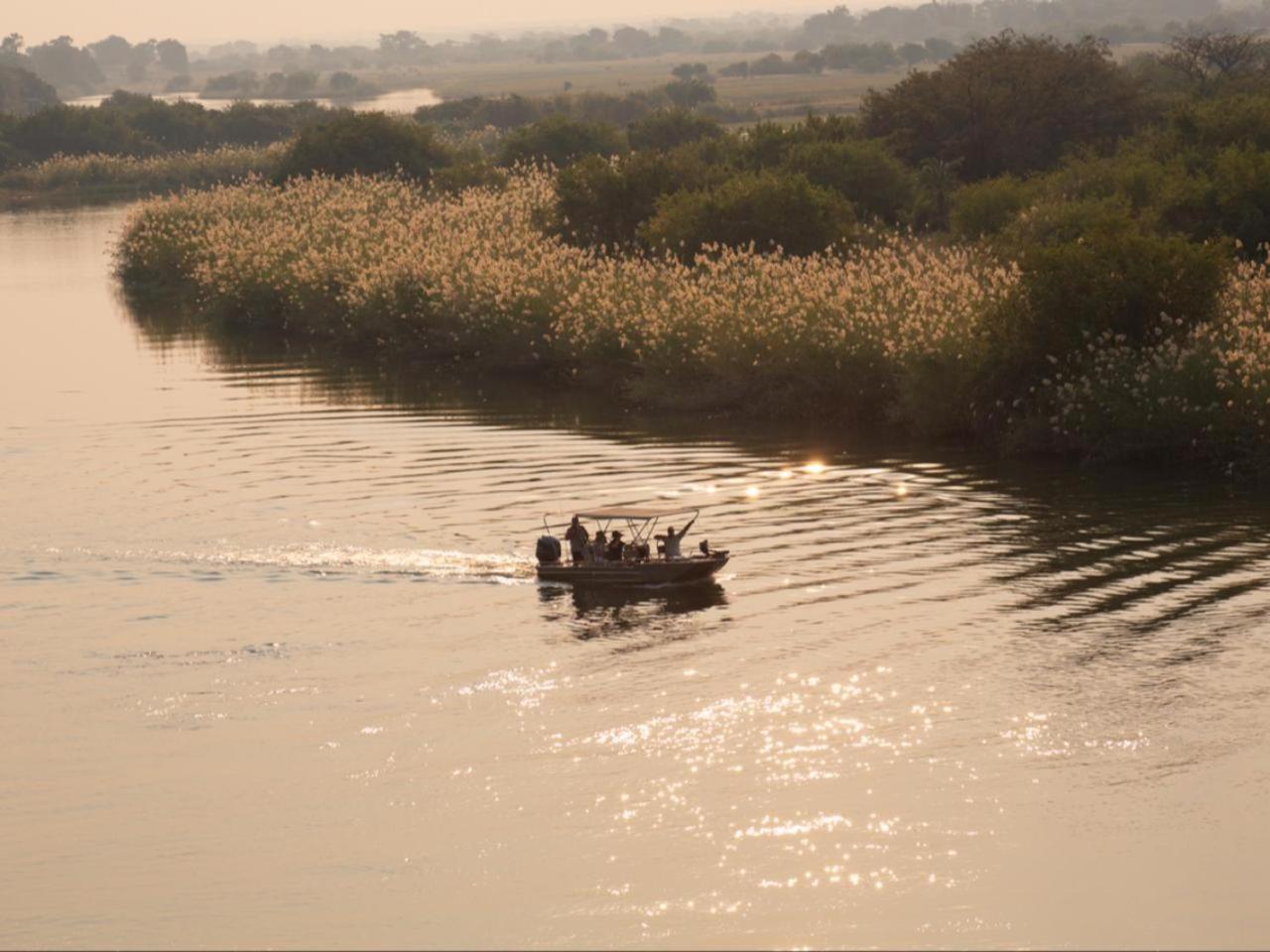 Kayova River Lodge Ndiyona Ngoại thất bức ảnh